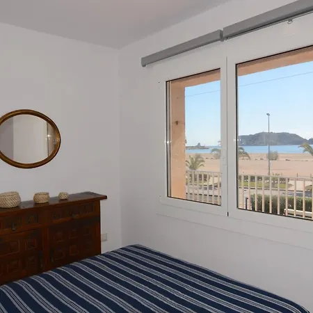 In Spain With Beachfront Views Apartment L'Estartit